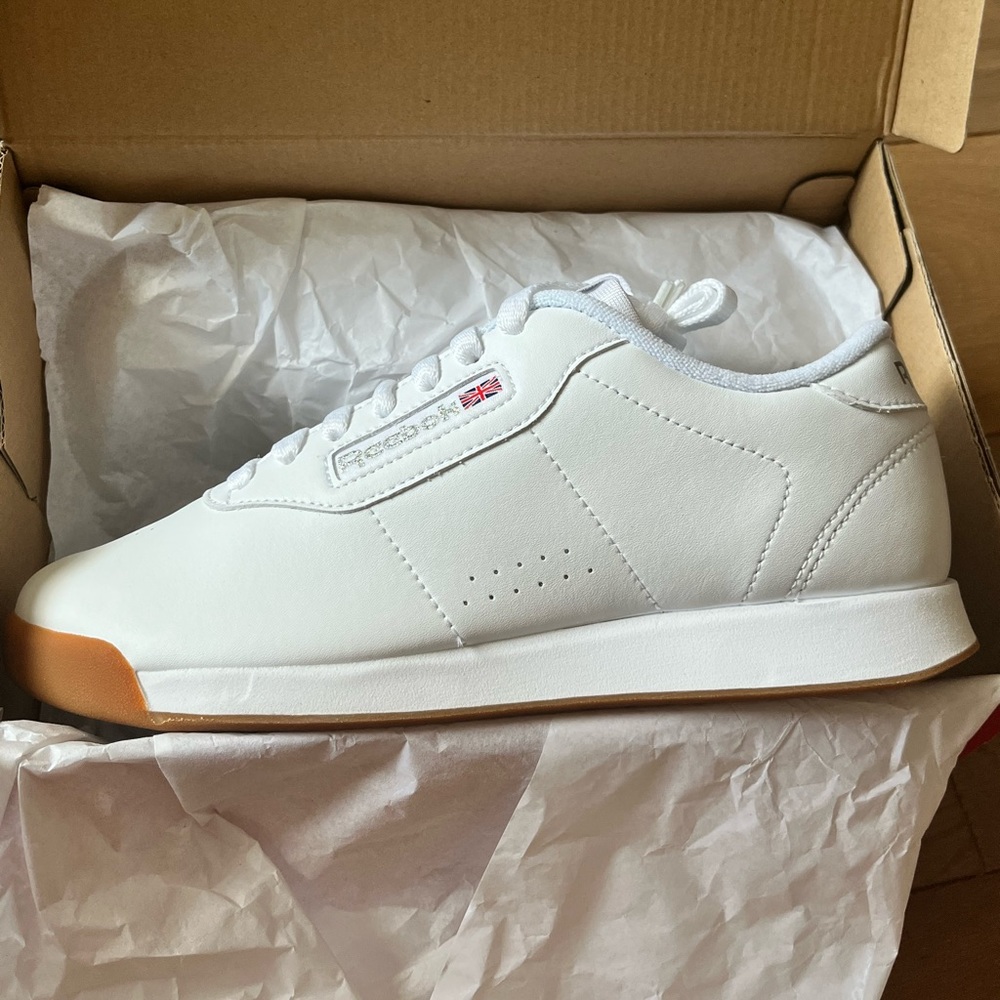 Reeboks - Picture 2 of 7